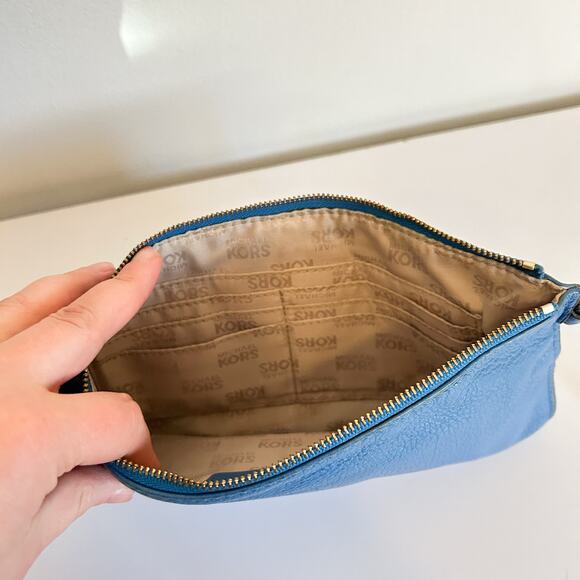 Michael Kors Pebbled Leather Zip Wallet Wristlet Blue - Picture 7 of 8